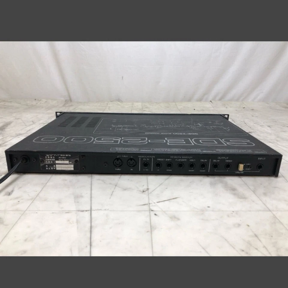 Roland SDE-2500 MIDI Digital Delay Vintage Rack Effect Unit Tested from Japan - Image 2 of 4