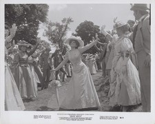 Hello Dolly 1970 original 8x10 photo Barbra Streisand and ladies in fine wear