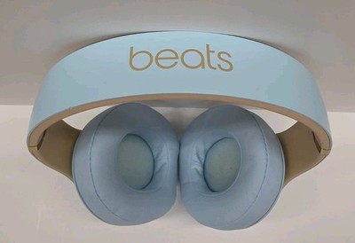 Beats by Dr. Dre Solo3 On-Ear Headphones Light Blue with Case Good Condition
