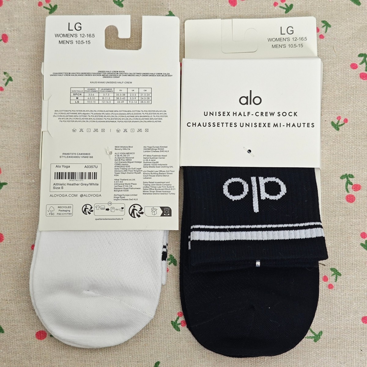 NEW Alo Yoga Unisex Half-Crew Socks Black & White 2-Pair Bundle Size L |  eBay
