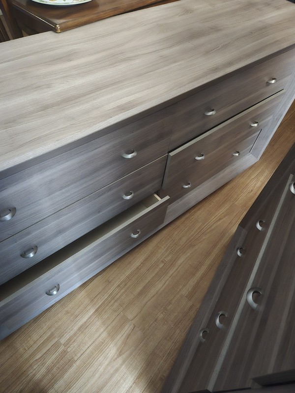 Gray Woodgrain 5-Drawer Freestanding Chest of Drawers, Bedroom Dresser