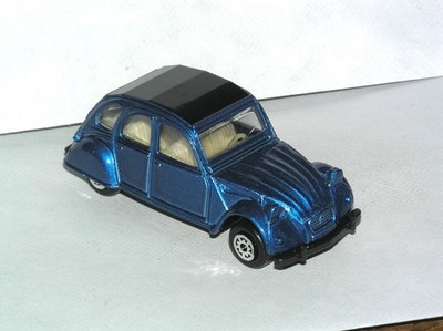 Vintage Maisto Citroen ZCV **PINK LIGHT SPECIAL**
