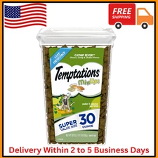 Temptations Mixups Catnip Fever Flavor Crunchy and Soft Cat Treats, 30 Oz. Tub