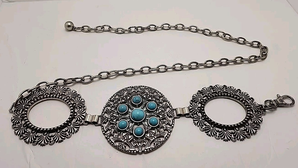 Chico’s Sculptural Medallion Chain Belt – Antiqued Silver Tone Magnificent Chico main image 4