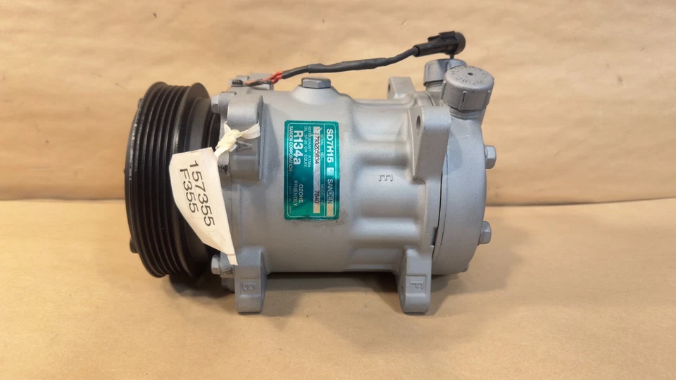 Ferrari 348 355 Mondial T AC Compresor Sanden Foto 2 de 4