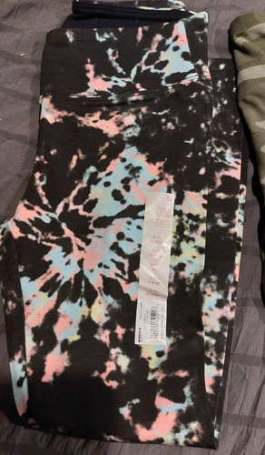 NWT 4 Girls size 7 SO HR Leggings Black/Hearts, Camo, Burgundy, Splatter -4870 - Picture 2 of 6