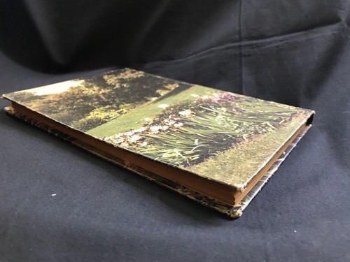 The Gardeners Reference Guide Hardcover Book Garden Flowers - Picture 4 of 7