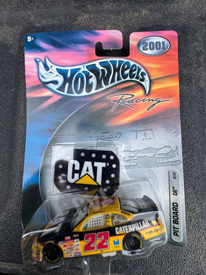 2001 Hot Wheels Racing NASCAR diecast car CAT #22