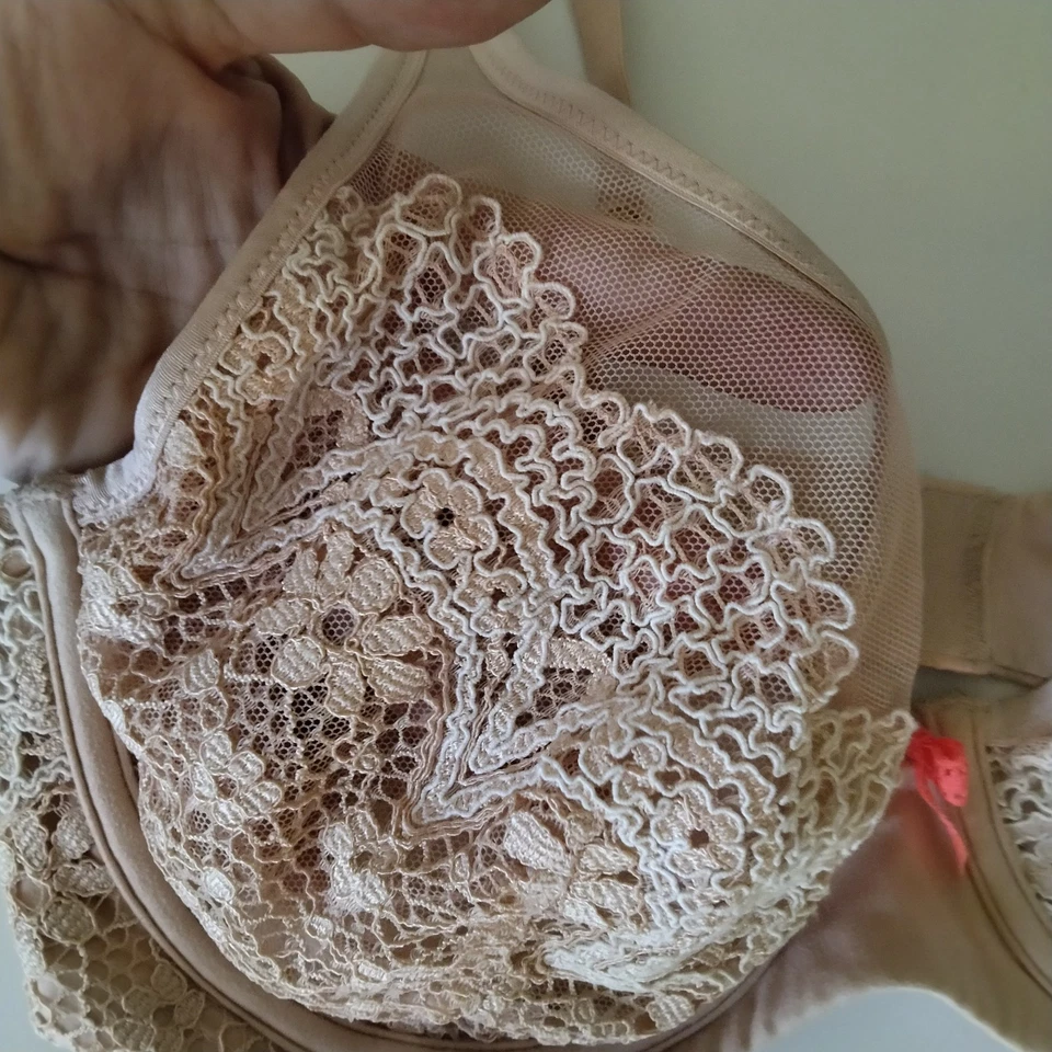 Victoria's Secret 34D Bra Unlined Demi Underwire Nude Beige Peach Lace Comfort - Image 2 of 4