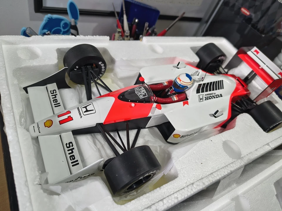 McLaren Mp4/4 Minichamps Alain Prost 1:12 - Immagine 2 di 4