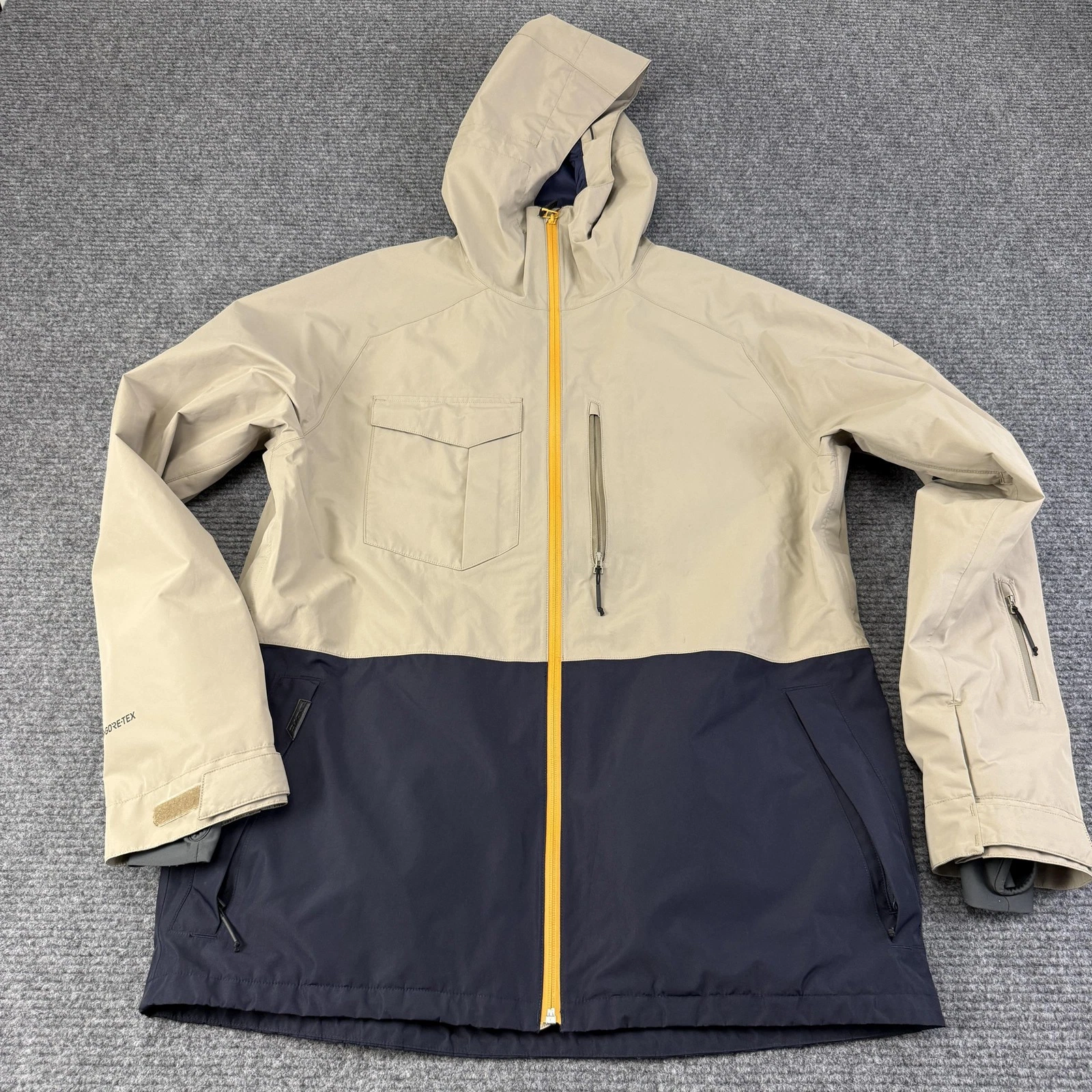 Dakine Jacket Mens XL GORE-TEX Hooded Ski Snow Waterproof 10001954
Opens in a new window or tab