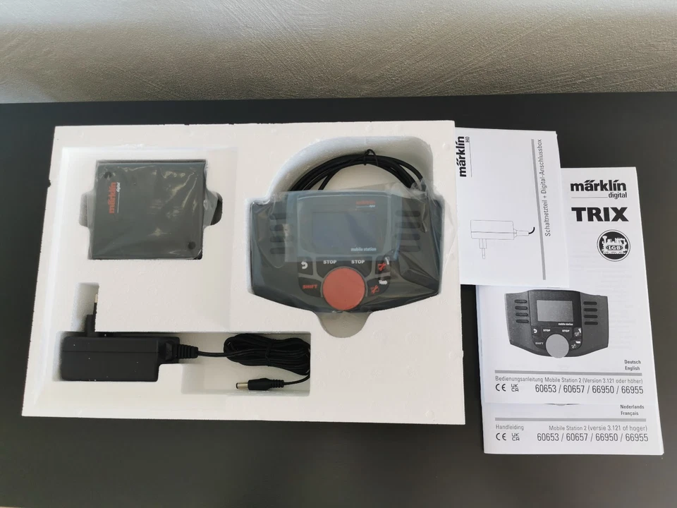 Märklin 60657 Mobile Station + mä 60116 Anschlussbox + mä 66360 Schaltnetzteil