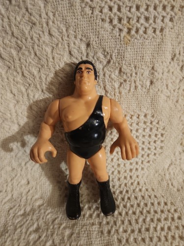 1990 HASBRO Titan Sports Andre The Giant WWF 5