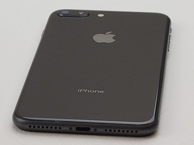 Apple iPhone 8 Plus (A1864) 128GB - Space Gray (Unlocked