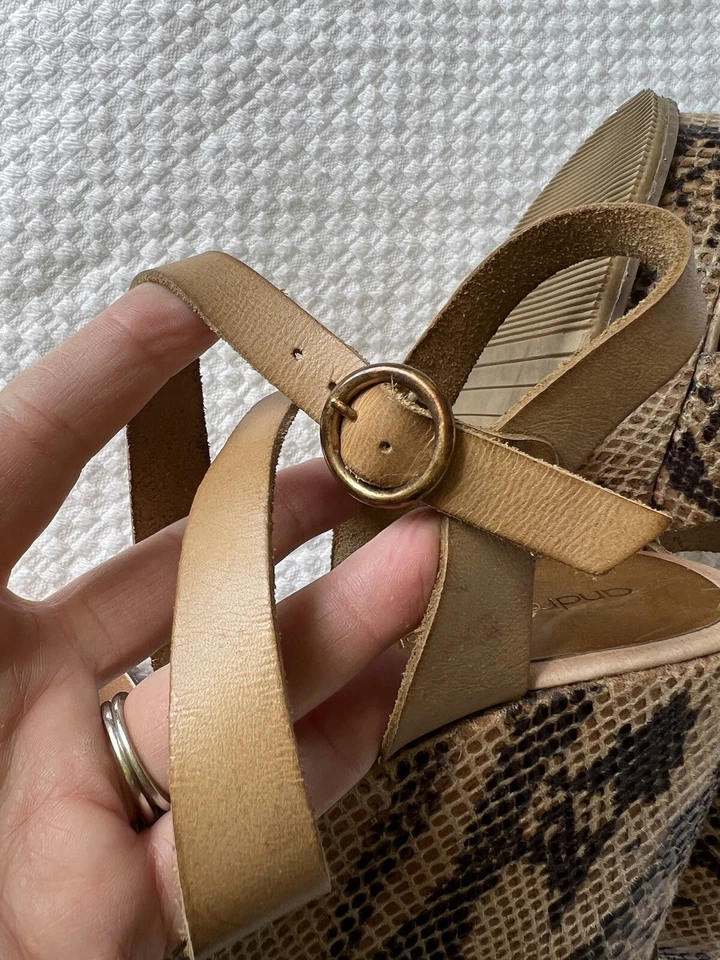 ANDRE ASSOUS JENNY Estampado Piel de Serpiente Diseñador Tirantes Plataforma Cuñas Tacones 8 Foto 4 de 4