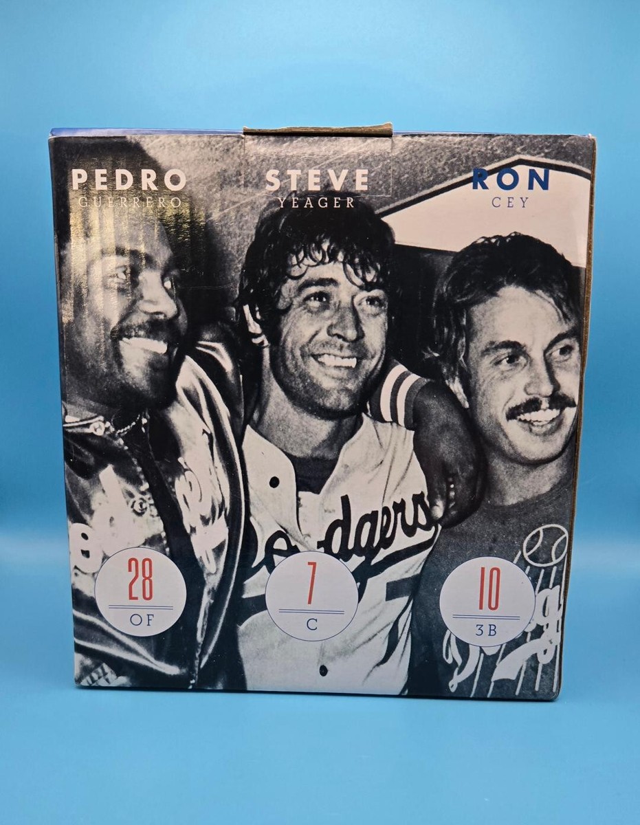 ドジャース1981 World Series TRI-MVPs ボブルヘッド ドジャース1981 World Series TRI-MVPs ボブルヘッド $_12.JPG
