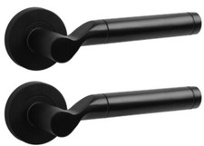 Black Internal Straight Door Handle Lever On Rose Matt Black Quality