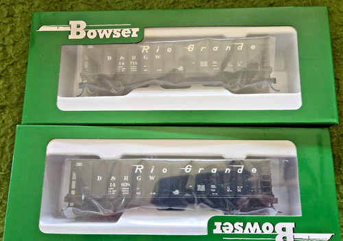 HO BOWSER #s 42937 y 42935 12 PANELES, TOLVAS 70 TONELADAS, D&RGW NUEVO | Zustand: New