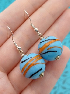 Schöne 925 Silber Ohrringe bunt blau Glas gefüttert Muster rund Perlen