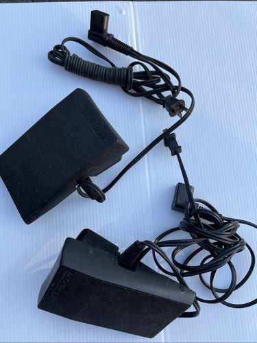 Singer Sewing Machine 3 Prong Foot Control Pedal 362095-001 with Electrical Cord - Picture 4 of 4