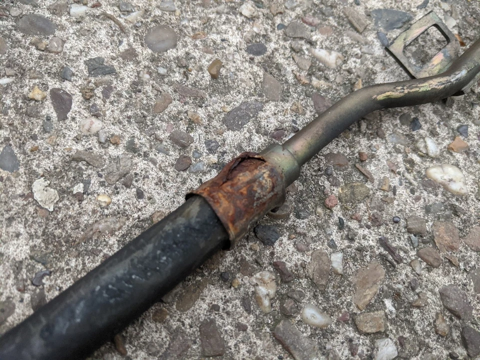 AUDI RS6 C5 2003 OIL PIPE III — 第 2/2 张图片