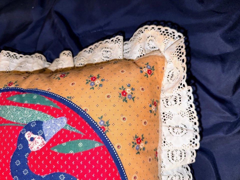 Almohada con volantes de gansos hecha a mano de colección 17x17 marrón floral cabaña Grannycore Foto 2 de 4