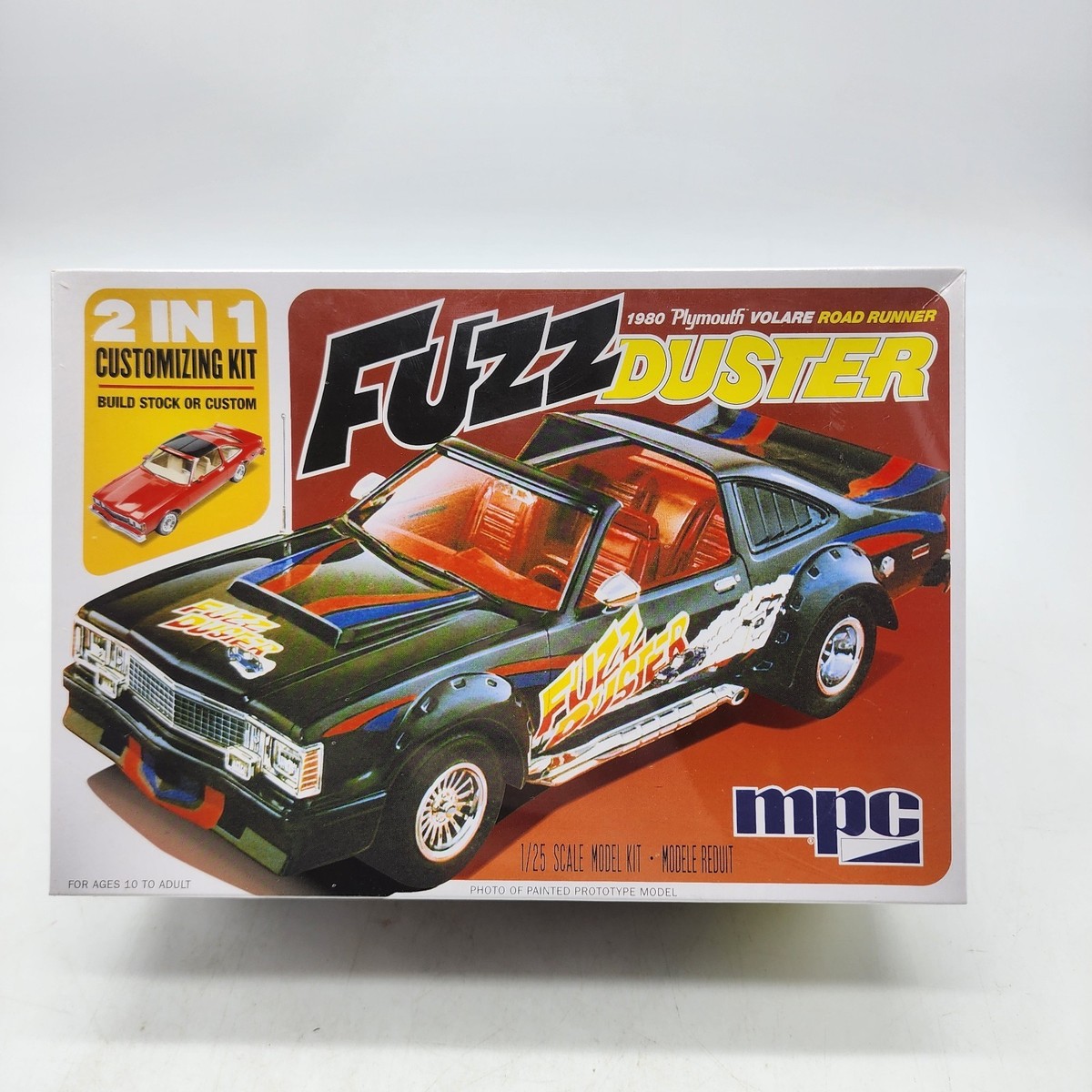 UH MPC 1980 Plymouth Volare Road Runner Fuzz Duster 1/25 Scale