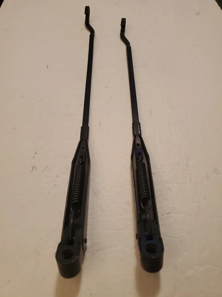 Saturn S Series 1991-2001 brazos limpiaparabrisas izquierdo y derecho fabricante de equipos originales con tapas Foto 2 de 4