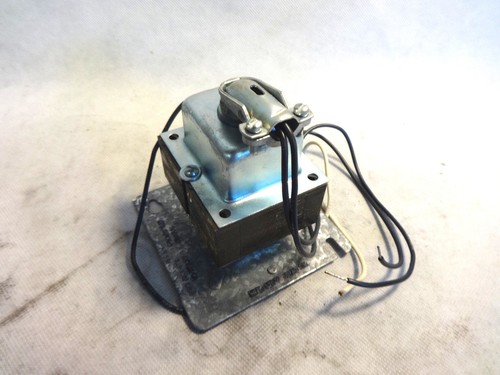 NEW BARBER COLMAN RE-201 PRI-120V SEC-24V (T201) TRANSFORMER - Picture 2 of 2