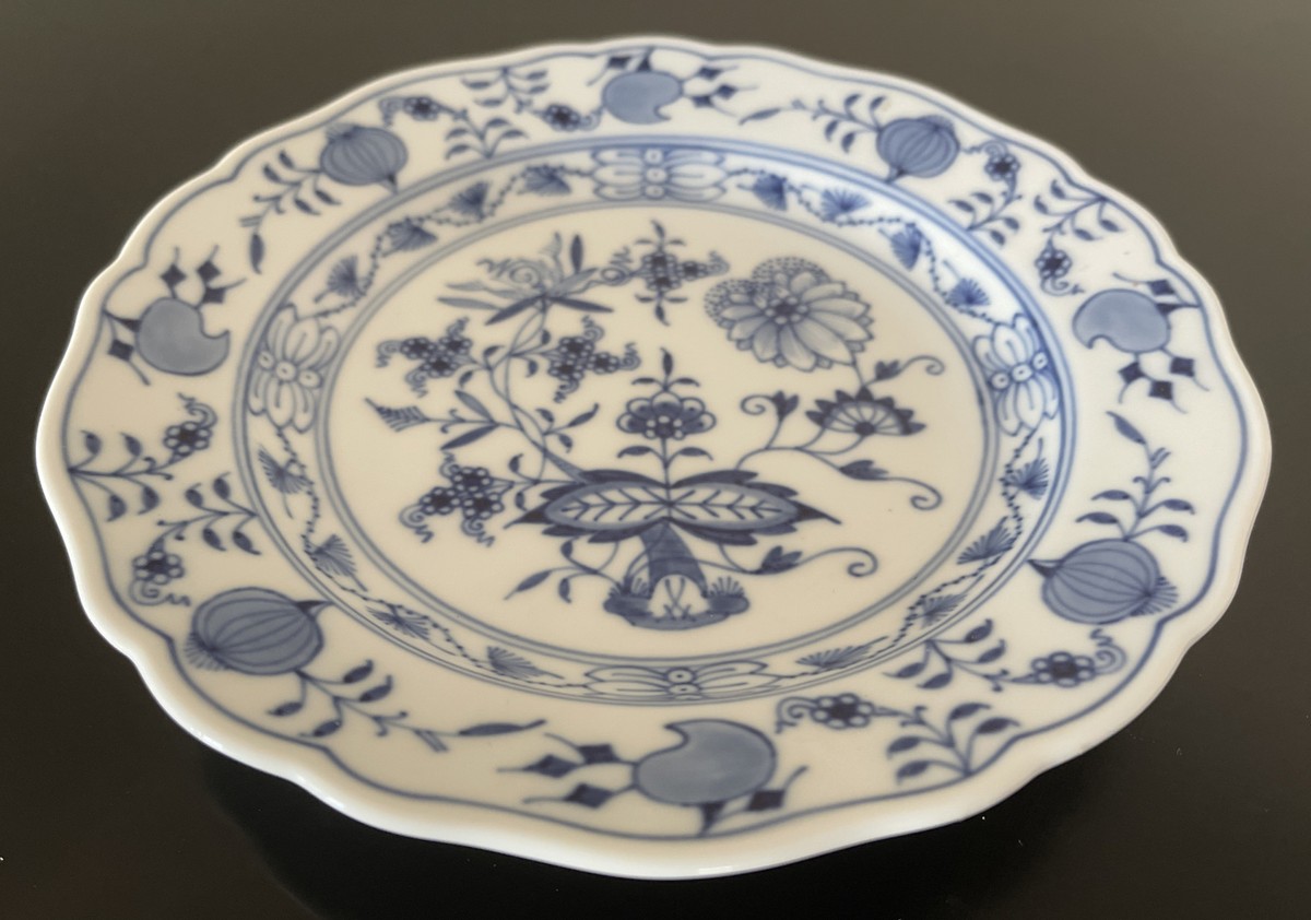 Meissen Mystic Plate イヤープレート 2001 M2595 The Mystic Maison Collection - Meissen Porcelain
