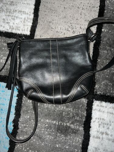Authentic COACH Black Leather Hobo Crossbody Bag Adjustable Strap Great Conditon