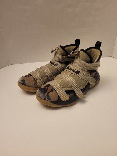 Nike Lebron Soldier XI Camo Baseball 