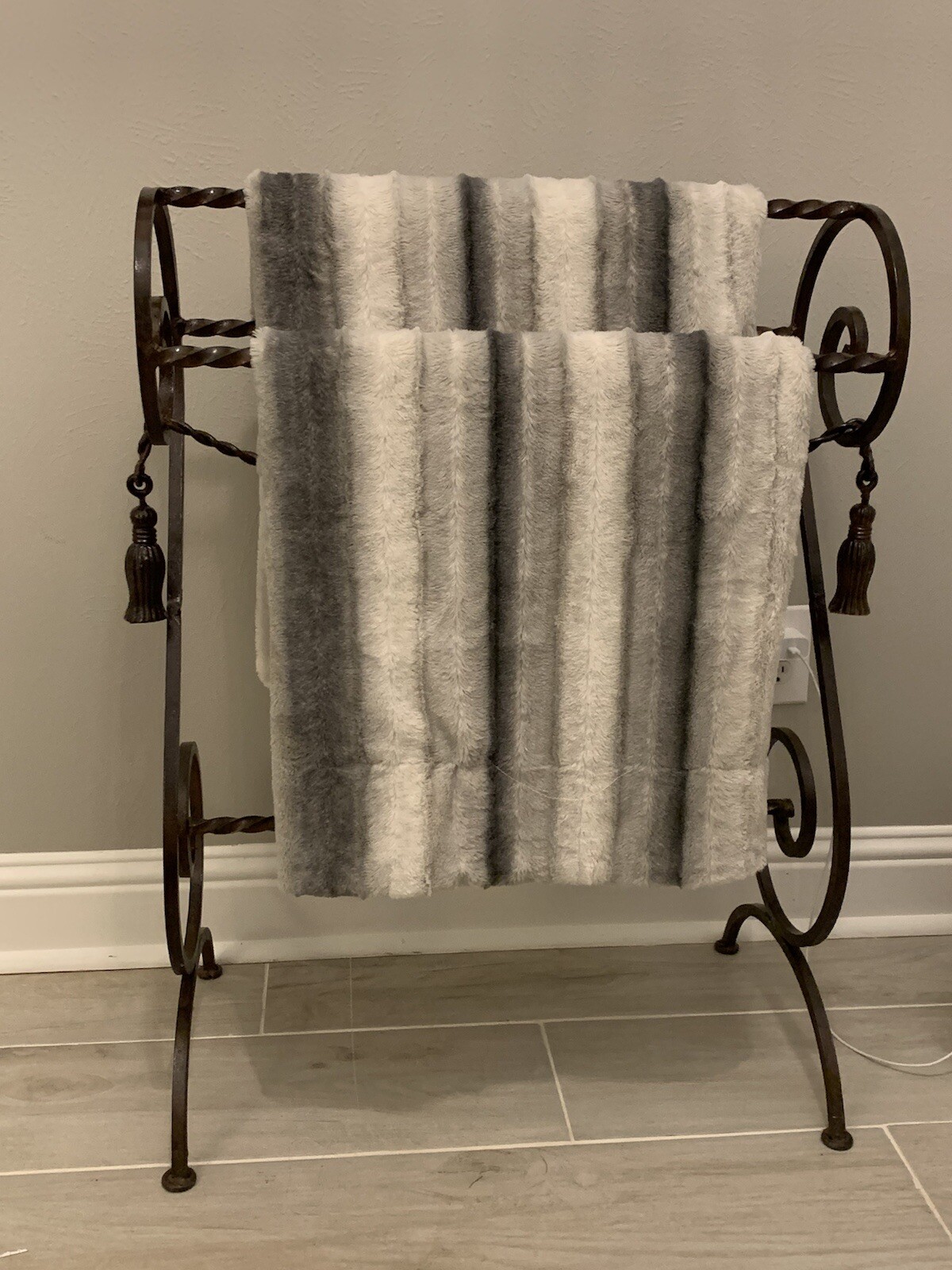 Custom made heavy duty Barley Twist Cast Wrought Iron Victorian Quilt