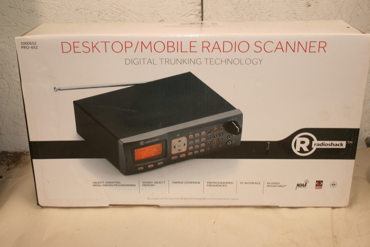 Scanner Portable Radio Shack Pro 96 - Digital Trunking - Modèle 20-526 - Occasion