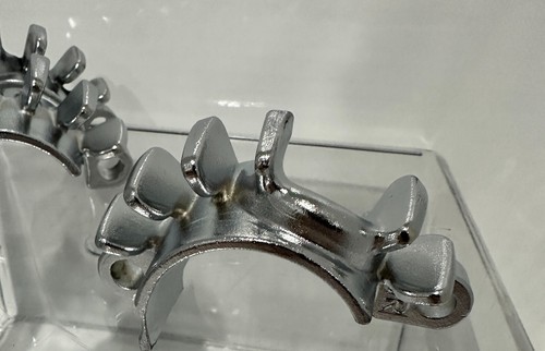 Triumph Finned Casting Kit - Exhaust Flange - A9600754 - Picture 5 of 7