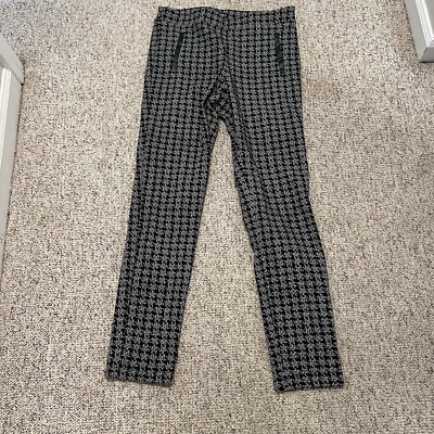 Soho Apparel Women s Black/White Abstract Dress Pants Sz M