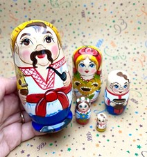 Ukrainian Family Nesting Doll Beekeeper with Bee Wooden Matryoshka Kids Gift