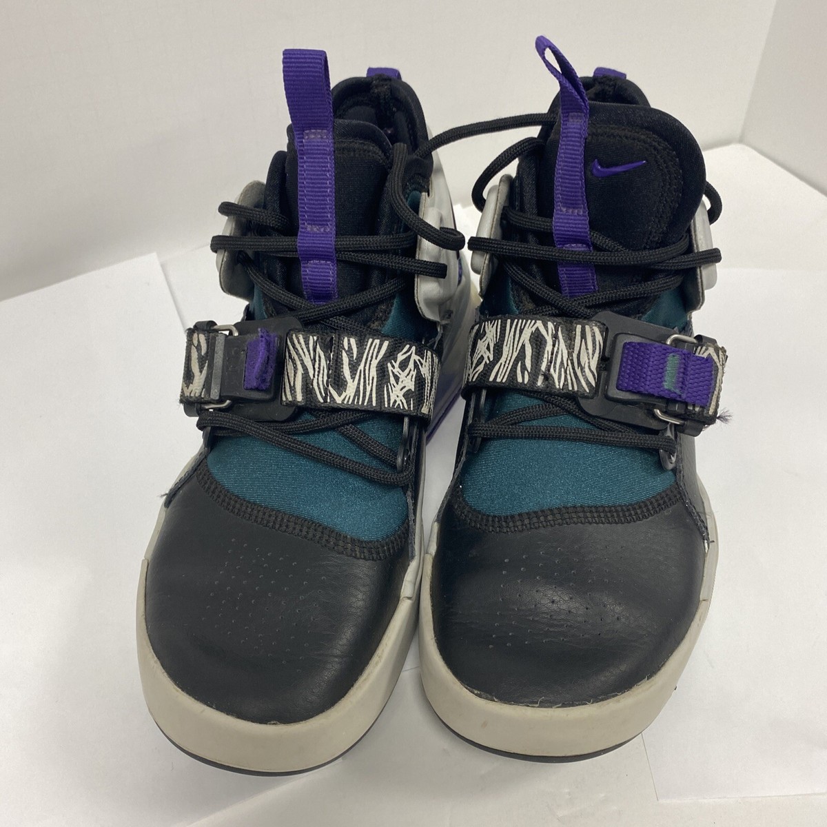 Nike Air Force 270 Carnivore Black Court Purple Size 5.5Y (AH6772