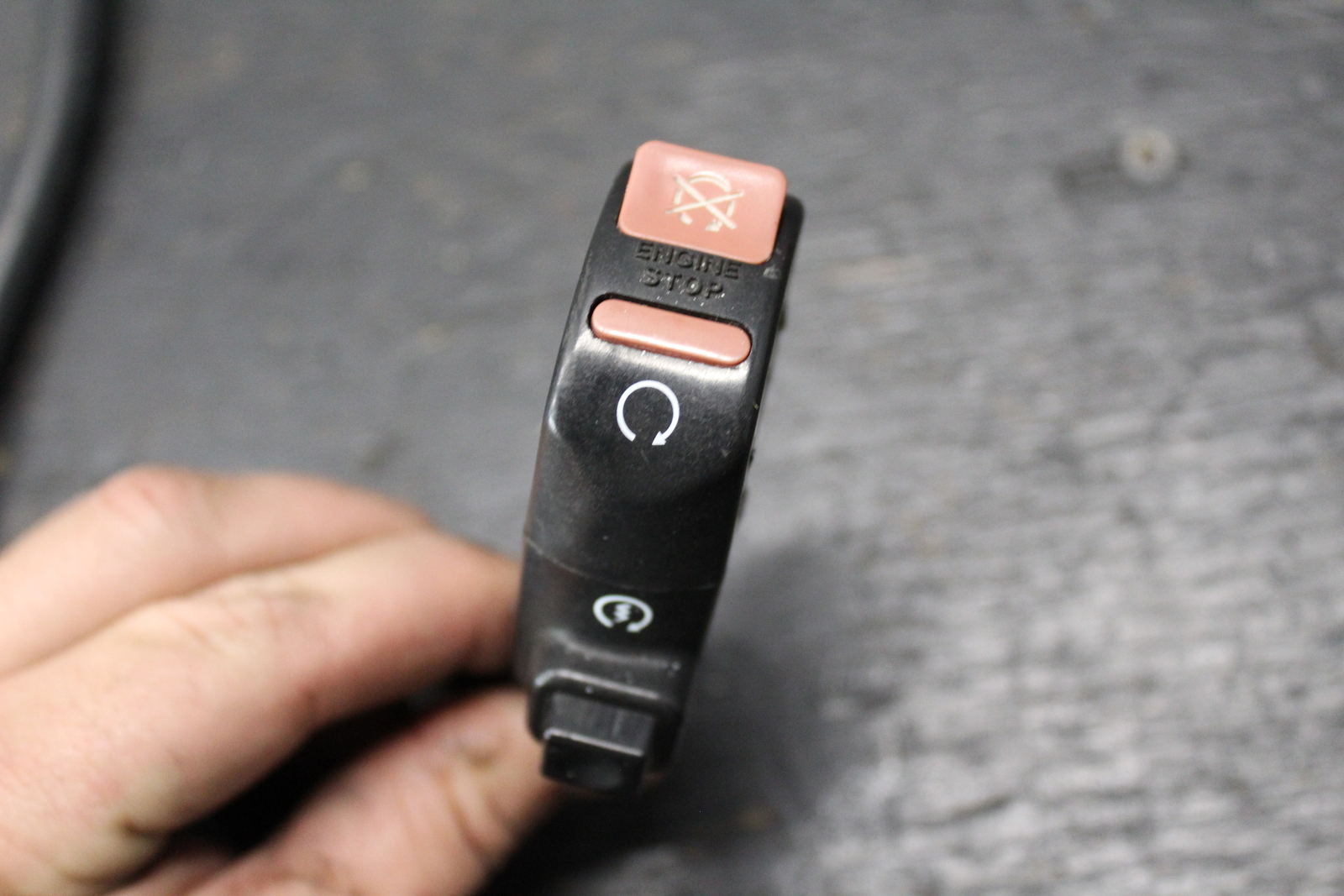 0407 HONDA CBR1000RR CBR 1000 RIGHT CLIP ON HANDLE KILL OFF START