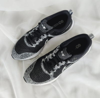 Size 14 - Nike React Infinity Run Flyknit 2 White Black for  display picture 1