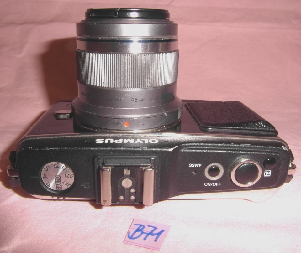 OLYMPUS PEN E-P2 SYSTEMKAMERA; Olympus Zuiko digital 45mm; 1:1.8msc (B71) - Bild 4 von 4