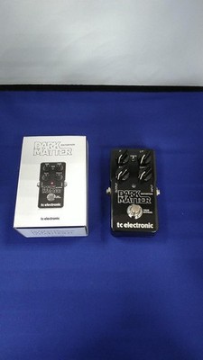 TC ELECTRONIC DARKMATTER DISTORTION Kompaktes Effektpedal