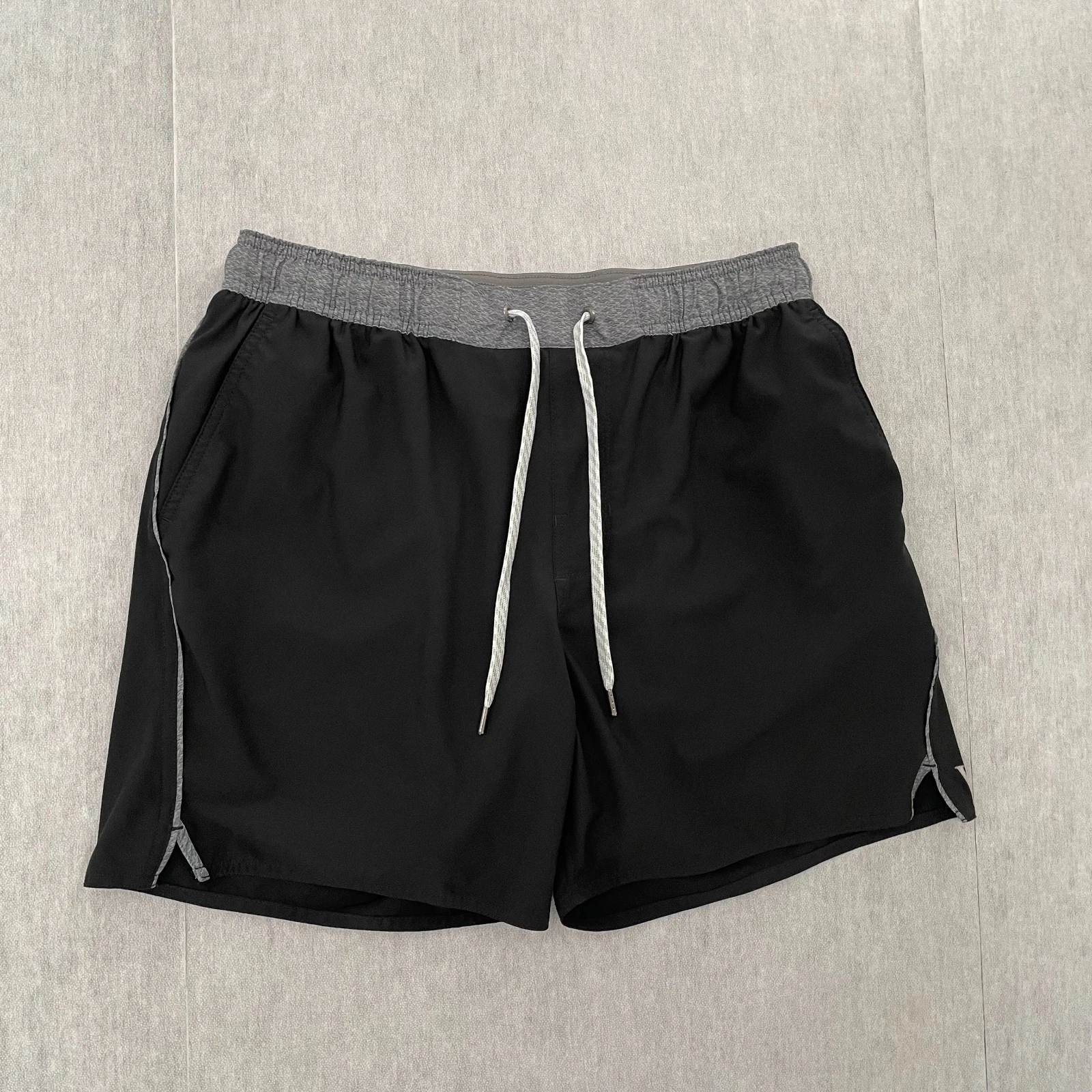 Vuori Shorts Adult Medium Black Trail Running Lined Short Pocket Stretch Mens M