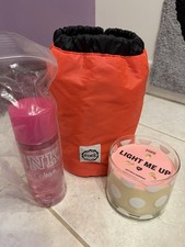 Victoria  s Secret PINK Drawstring Pouch Candle And Body Mist Gift Set