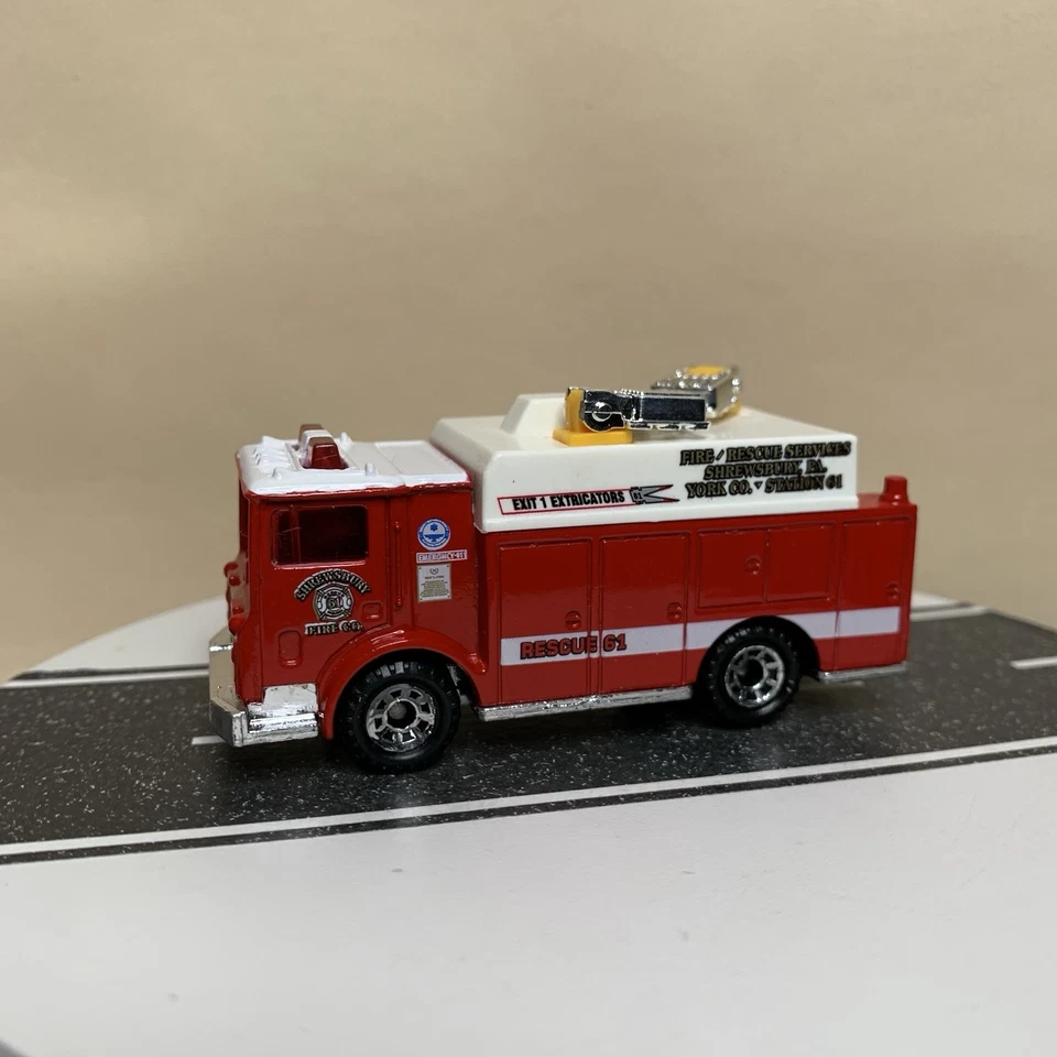 1995 Matchbox Shrewsbury Fire Convention Mack Power Fire Truck NM - Image 2 of 4