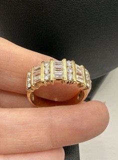 14k Yellow Gold Baguette & Round CZ Size 7.75 Ring 4.9 Gr Anniversary Band