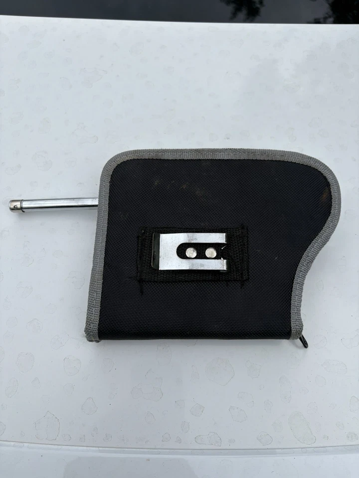 Kobalt Plastic Handle Combination Tip Multi-bit Screwdriver Set. - Image 3 of 3