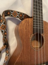 Donner DUC-100 23  Concert Ukulele : Mahogany Wood and Gig Bag