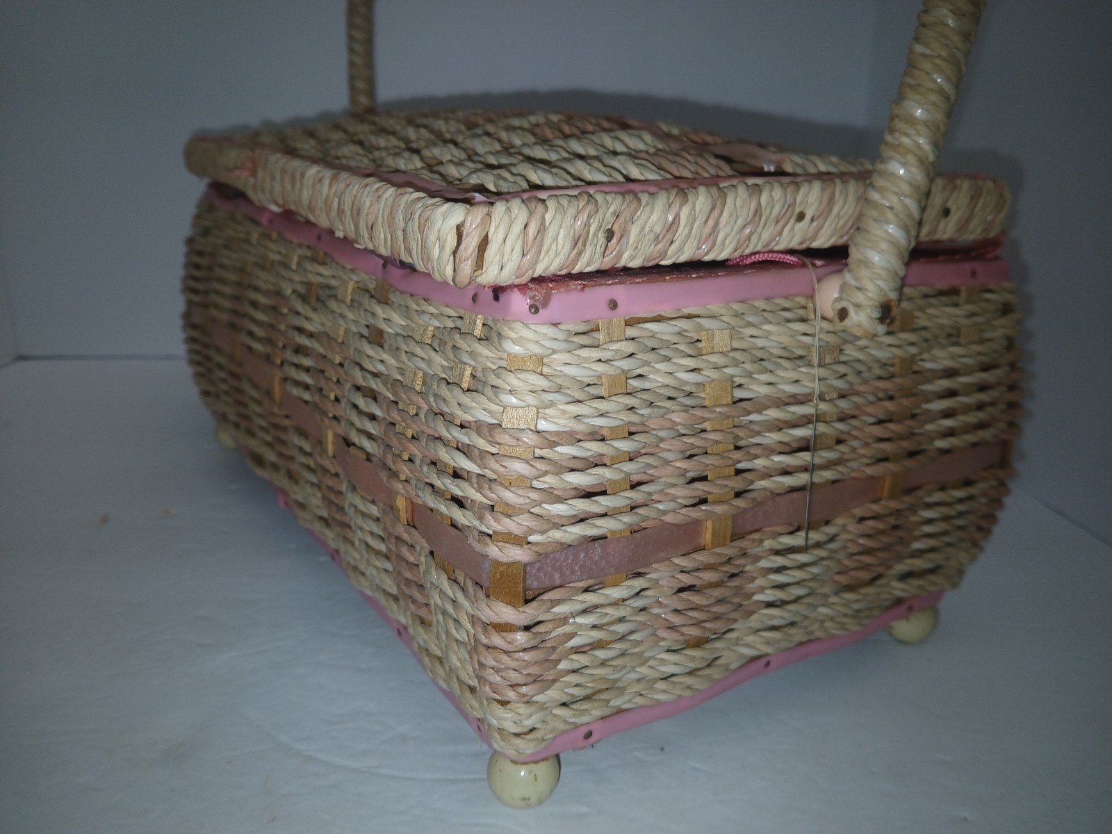 Vintage DRITZ PINK  Wicker Woven Sewing Box Basket w/Notions Contents 1960's
