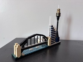 LEGO Architecture Sydney (21032) Missing 1 Piece